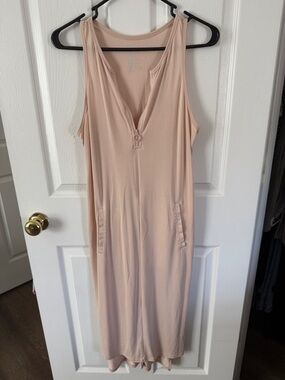 Sleeveless Midi Dress with Front Zip in Blush Pink